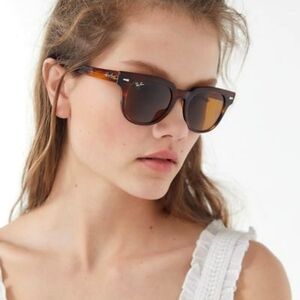 LIKE NEW RayBan Brown Tortoise Wayfarer RB2140 Sunglasses Men & Women